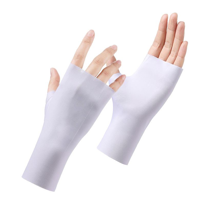 Summer Ice Silk Sunscreen Gloves Half Finger Skin Friendly Breathable UV Proof Thin Style Driving Finger Anti Black Nail Art Gloves