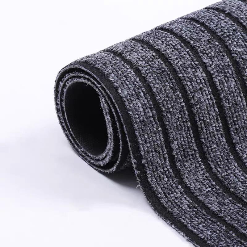 Non-Slip Polypropylene Seven-Stripe Doormat for Kitchen, Balcony, or Corridor