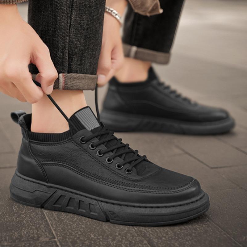 Трендовая мужская повседневная обувь, дышащие кроссовки, кожаные кроссовки для мужчин, классическая удобная дышащая мужская обувь для отдыха 2025