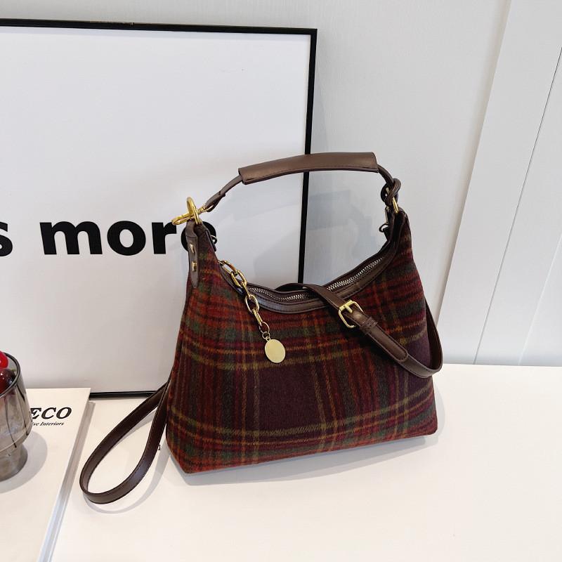 Ielgy Autumn Winter Fashion Plaid Bag Woolen Plaid Contrast Color Small Square Bag High-End Messenger Shoulder Bag