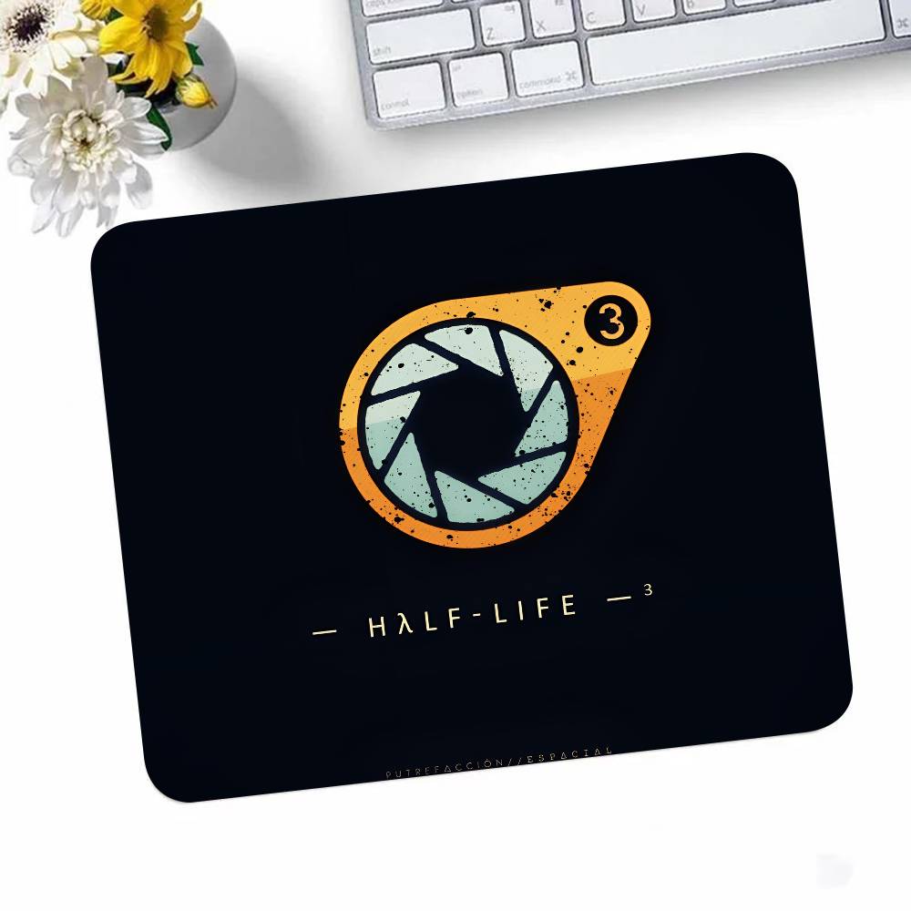 Игровой коврик для мыши Half-Life Маленький коврик для мыши с заблокированным краем Для геймеров Настольный коврик для компьютера Прямоугольный Противоскользящий Резиновый