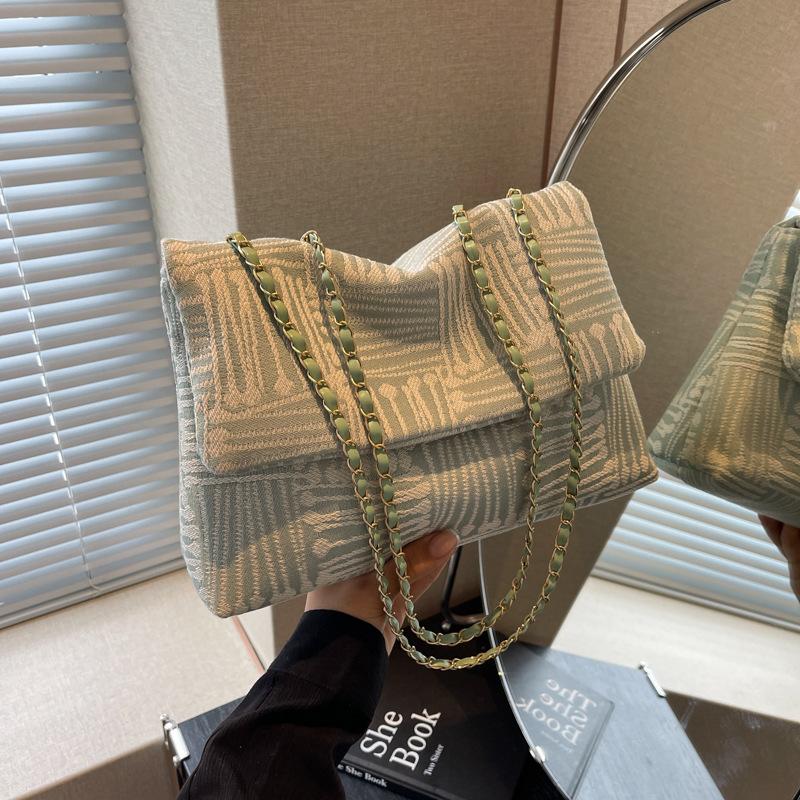 Large Capacity Personalized Casual Crossbody Bag for Women New Summer Lazy Style Small Square Bag Ins Commuting Shoulder Bag