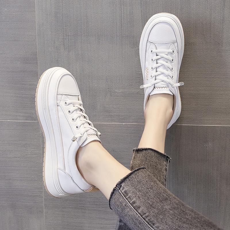 Женские повседневные кроссовки из натуральной коровьей кожи - модная белая обувь весна/осень 2025 г.