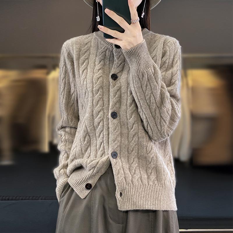 2024 Autumn/Winter Women's Pure Wool French Retro Cable Knit Cardigan, Seven-Stitch Thickened Design