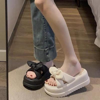 Тапочки женские tide ins популярные летние 2025 новые универсальные увеличивающие толстое дно бант повседневные крутые тапочки tide