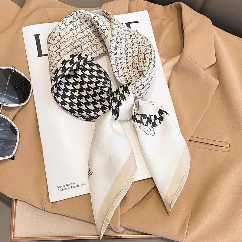 Роскошный бренд шелковый квадратный платок женский фуляр бандана принт лошади шейный платок повязки для волос 70 см шали накидки буфанда весна