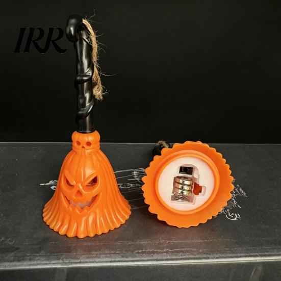 Halloween Party Supplies Pumpkin Broom Light, Hanging LED Witch Lamp, Decor Spooky Decorative Light for Holiday Battery Operated
