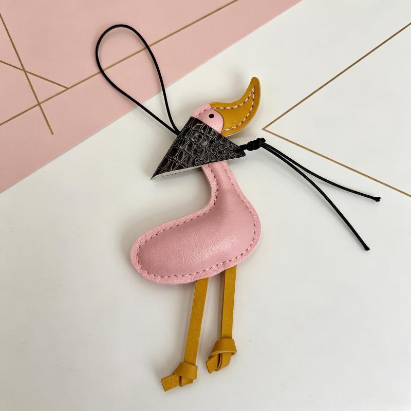 Creative Scarf Duck Duck Duckling Car Keychain Pu Leather Bag Pendant Car Keychain Decoration