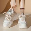 Интернет знаменитости популярные папы обувь женщины лето 2025 новый универсальный жареный уличный показ маленькие толстые подошвы увеличить маленькие белые спортивные туфли