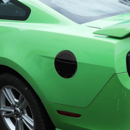 Exterior Filler Fuel Door Tank Gas Cap Cover Trim for Ford Mustang 2010-14 Black