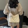New Fashion Niche Shoulder Bag Trendy Versatile Large Capacity Messenger Bag Commuter Underarm Dumpling Bag