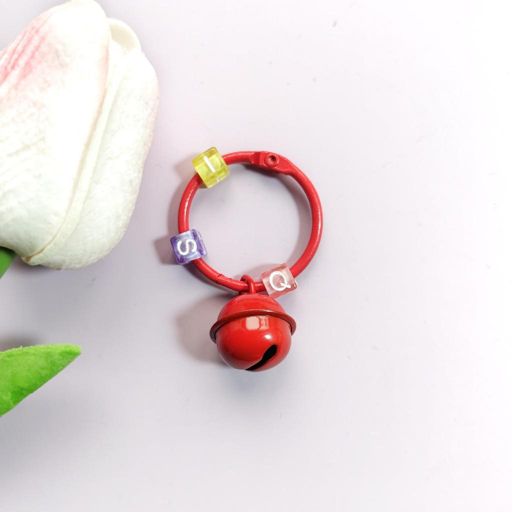 Цветной брелок-подвеска в виде колокольчика из бисера с аксессуарами для рюкзака своими руками