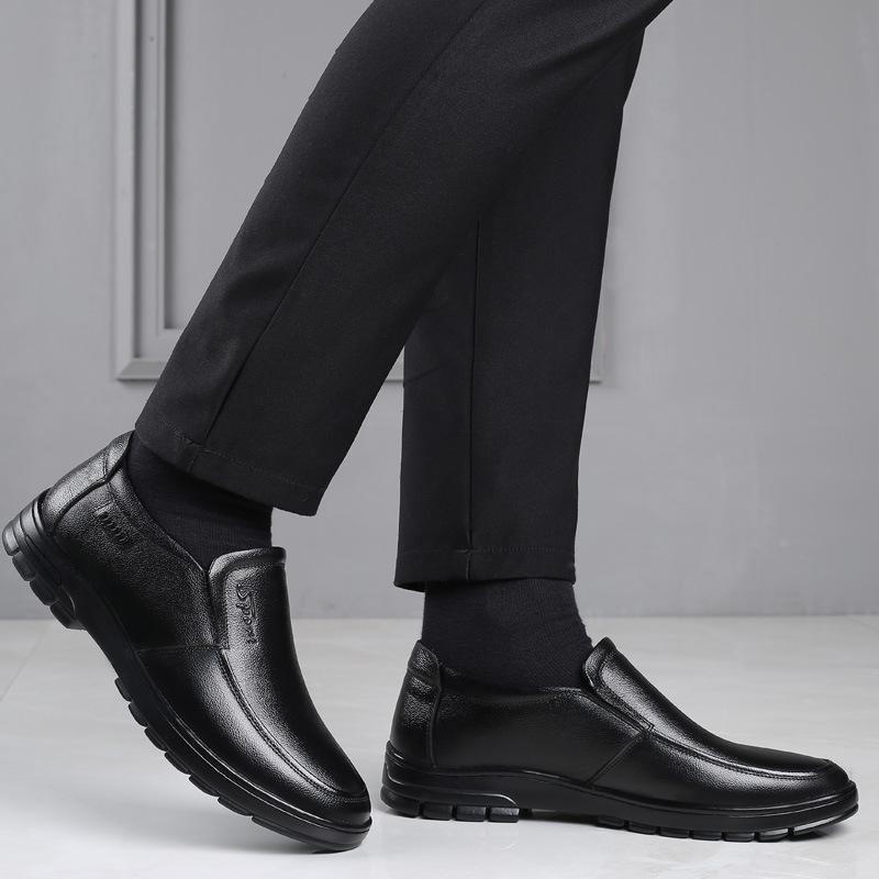 Кожаная обувь мужская весенне-осенняя кожаная дышащая деловая повседневная обувь мягкая подошва на одном педале туфли для отца среднего возраста