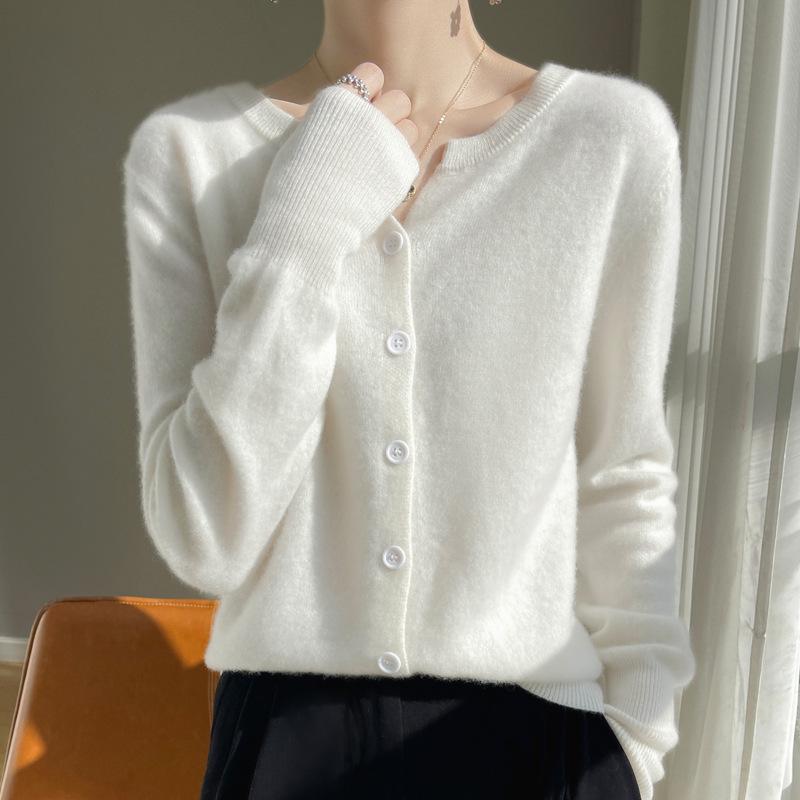 Женский кашемировый кардиган с V-образным вырезом 2024 года: Универсальный свитер с длинным рукавом на весну и осень