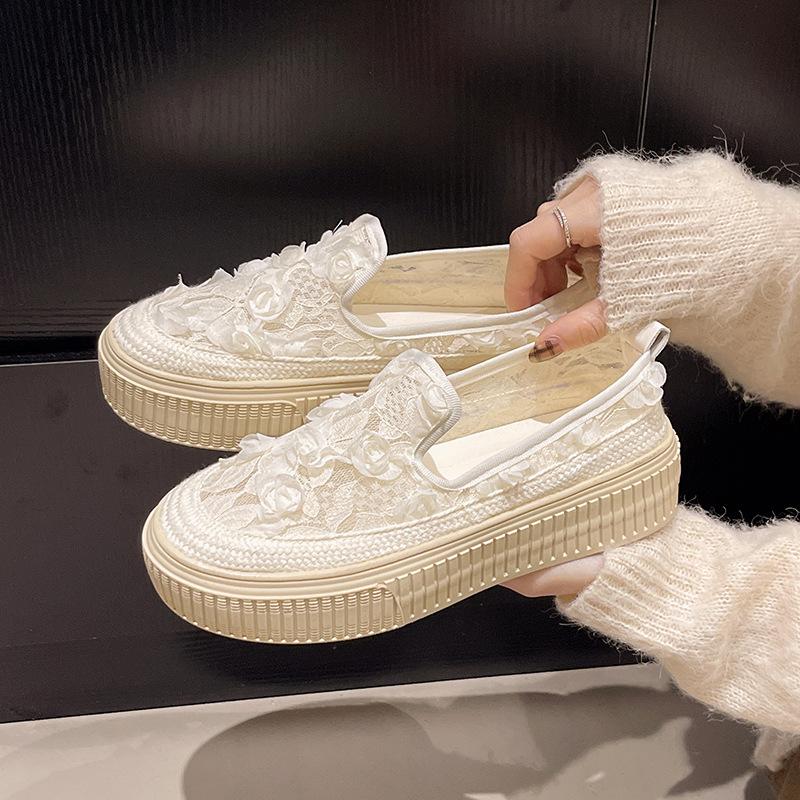 Mesh Thick-soled Fisherman Shoes Women's 2025 Summer New One-pedal Shoes Popular Single Shoes Not Tired Feet Breathable Board Shoes