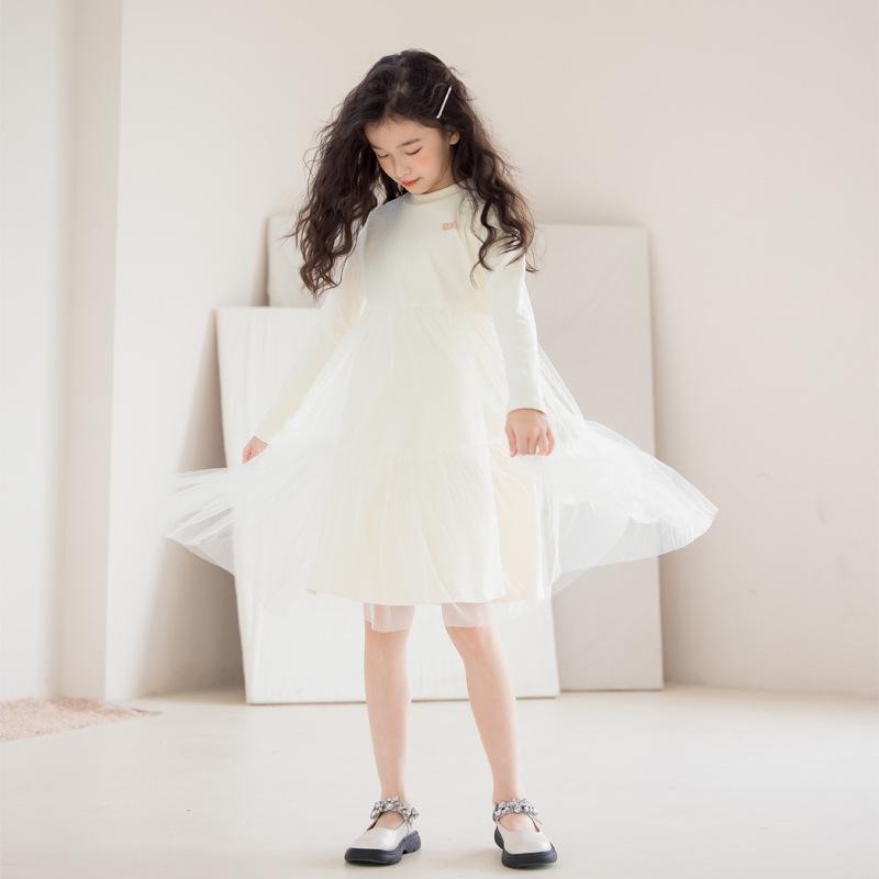 Стильное платье для девочек с длинными рукавами и юбкой из сетчатого тюля на весну и осень 2025 г.