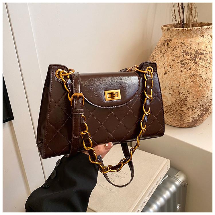 IELGY Large-Capacity Autumn Winter Retro All-Match One-Shoulder Messenger Diamond Chain Under