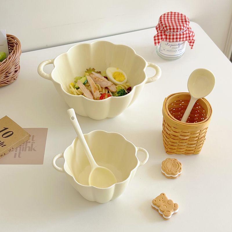 Очаровательная керамическая миска с двойными ручками в форме ягодного лепестка для фруктов, салата или лапши - Защита от ожогов.