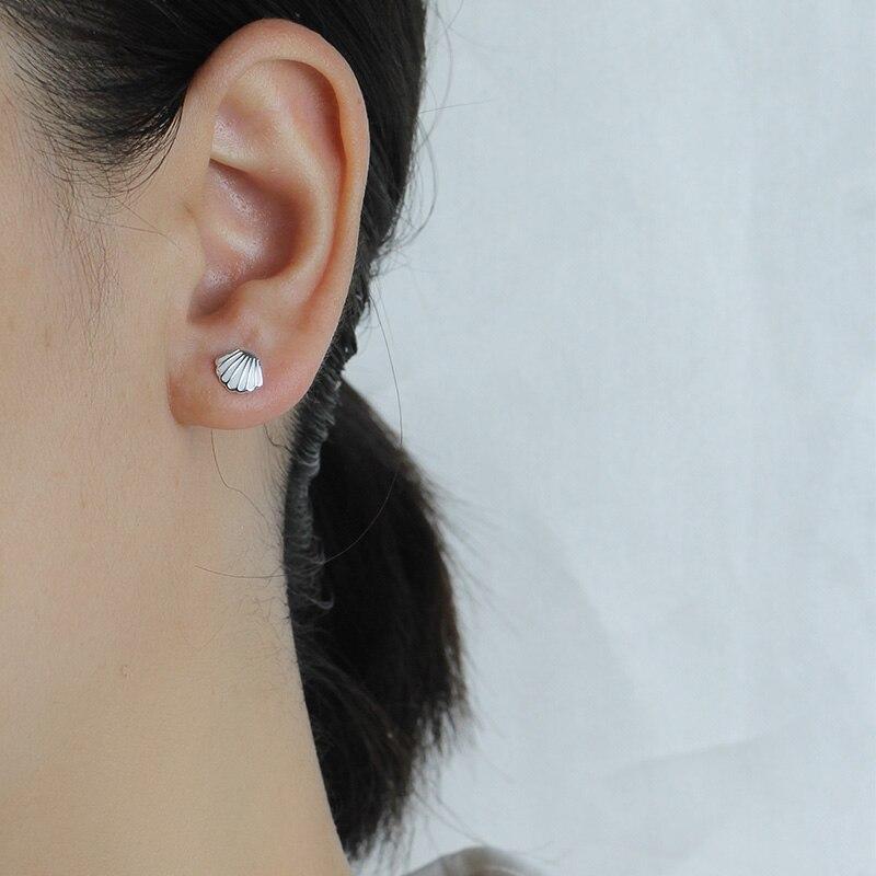 TrustDavis Real 925 Sterling Silver Sweet Asymmetrical Starfish Shells Screw Sted Earrings For Women Daughter Fine Jewelry DA2157