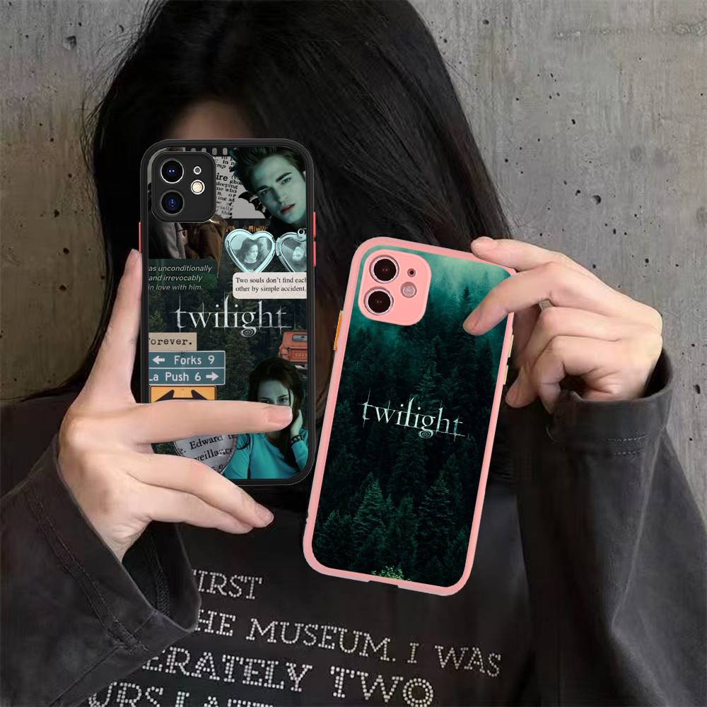 Чехол для телефона TV Сумерки Изабелла Эдвард Каллен Для IPhone 16 15 14 13 12 11 Pro Max Plus X XS MAX Черный Матовый Чехлы для Телефона