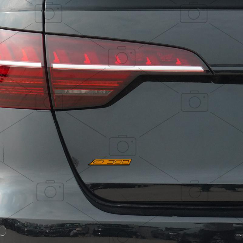 hbzh3 Car Metal Body 300 Race Flag Logo Decals Grille Badge Trunk Emblems Sticker For Seat ARONA Leon Ibiza Born Tarraco Accessories
