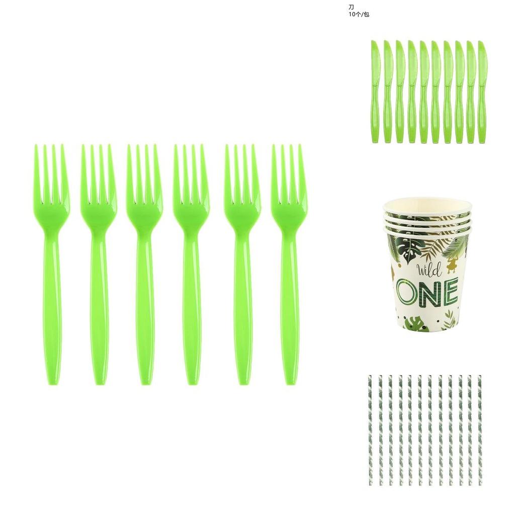 Сделайте вашу вечеринку яркой с этими зелеными тематическими украшениями с лесными животными и надписью 'Дикий один'