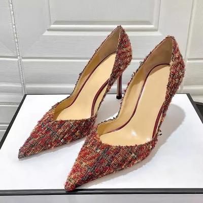 Острый темперамент Xiaoxiang высокие каблуки женские 2025 осень и весна новая мода легкий рот тонкие каблуки увеличивают рост не устают ноги одиночные туфли