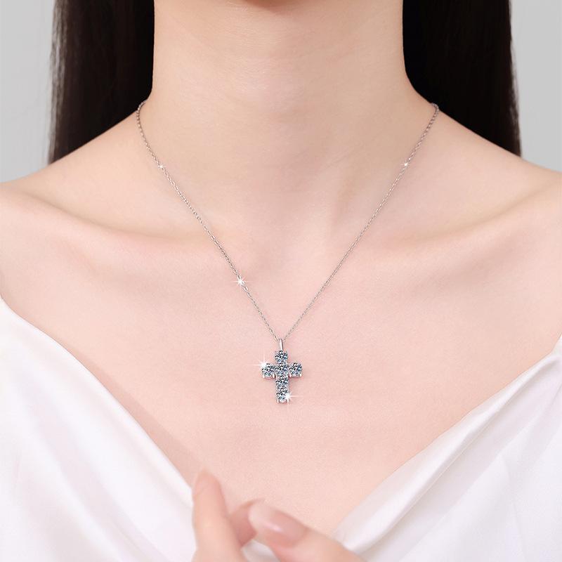 High Quality 3CT VVS GRA Moissanite Pendant Necklaces Anti Tarnish 925 Sterling Silver Colorful Cross Sweater Chain