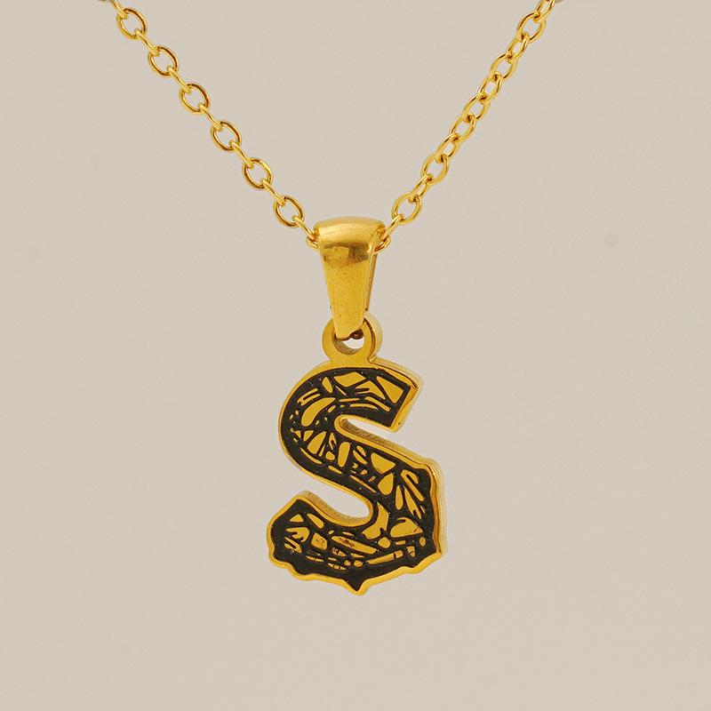 Горячий узор коры Уникальная подвеска с буквой Модная повседневная из нержавеющей стали с золотым покрытием Ожерелье с буквой Женское