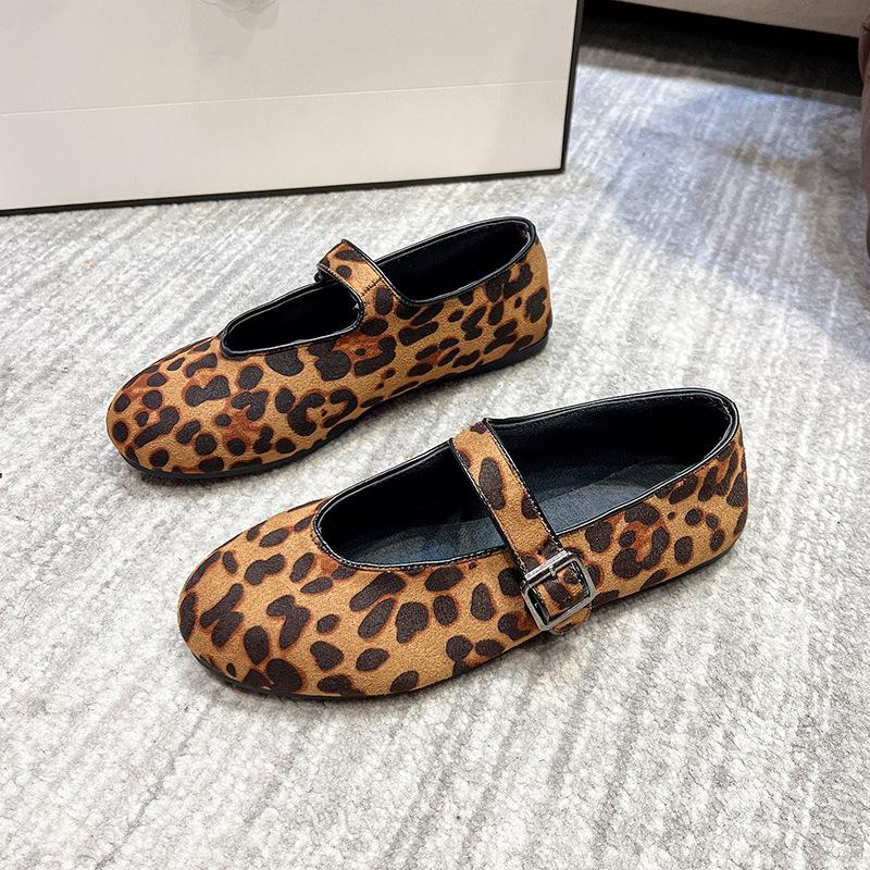 Niche Retro Round Head Light Mouth Suede Leopard Print Mary Jane Women's Shoes 2025 Early Autumn New Versatile Flat-soled Single Shoes Women