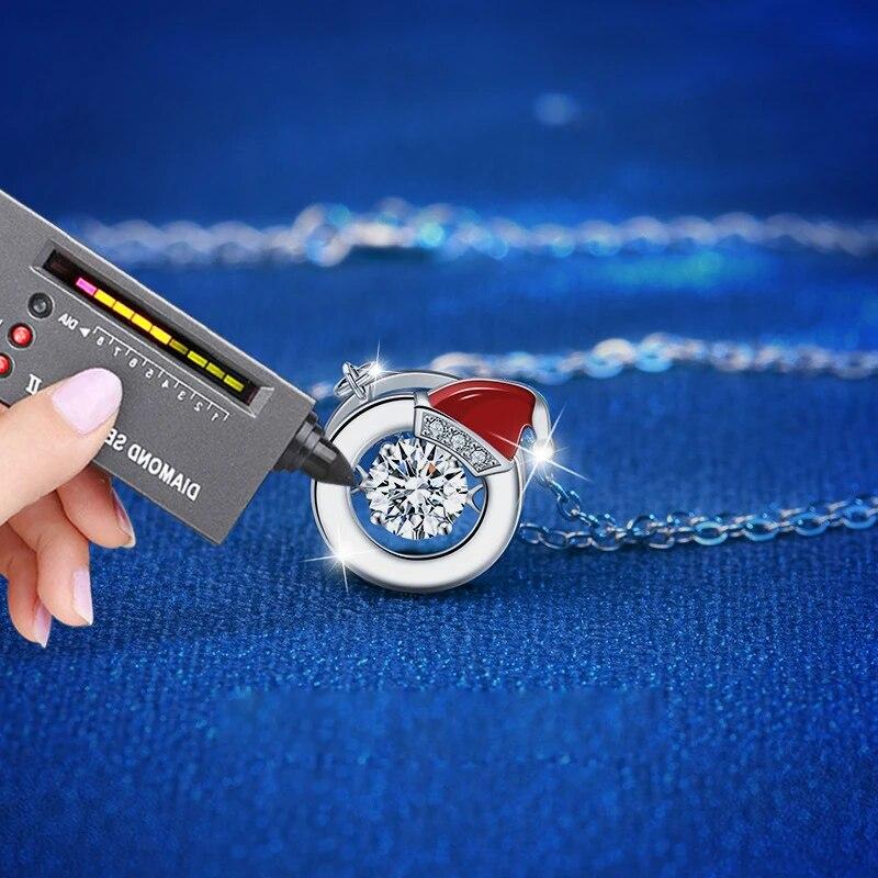 Рождественская шапка с подвеской из муассанита 0,5 карата, ожерелье с бьющимся сердцем Moissanita S925, серебряные ювелирные изделия, прошедшие тест на бриллианты GRA