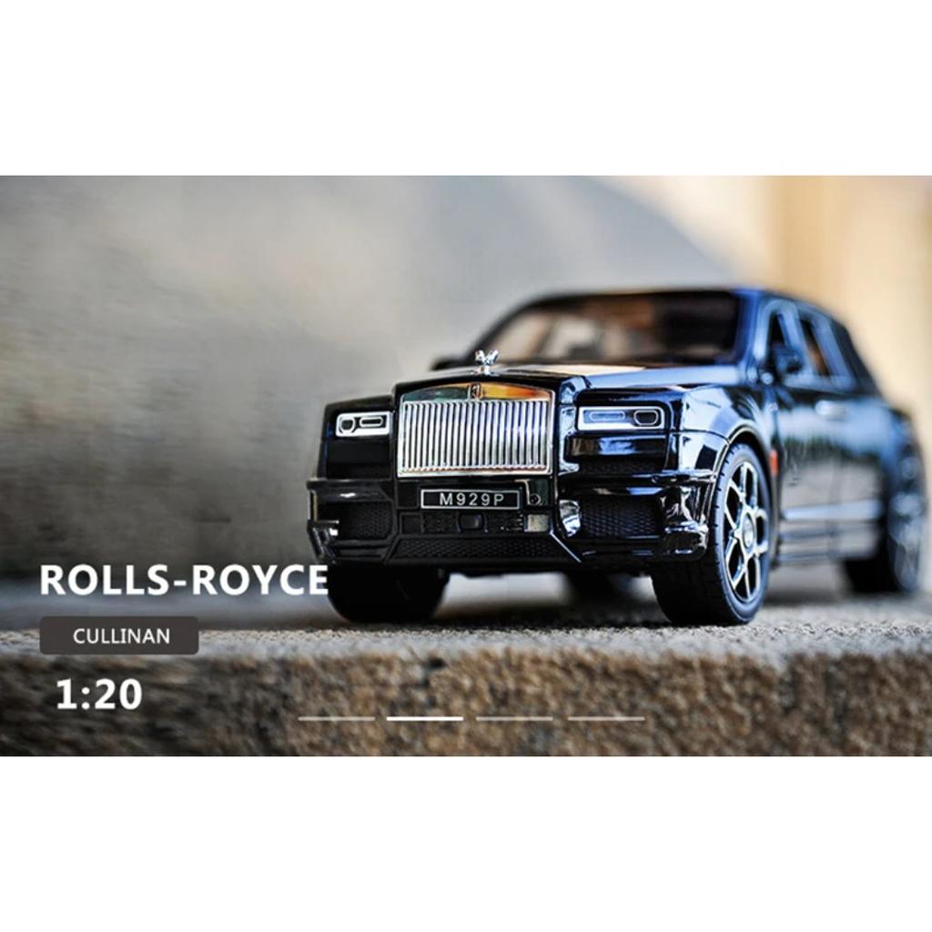 Большой размер 1/20 Rolls Royce SUV Cullinan Alloy Luxy Car Model Diecast Metal Toy Vehicles Car Model Sound and Light Children Gift