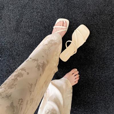 Женская обувь – Сандалии