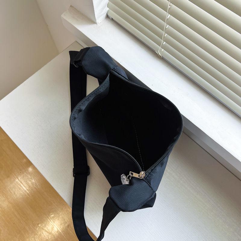 Summer Dumpling Bag: Large Capacity Crossbody Shoulder Bag for Students
