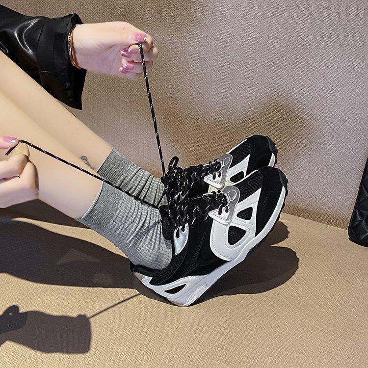 Inner height increase German training shoes women's 2025 autumn new versatile breathable small single shoes casual sports board shoes women