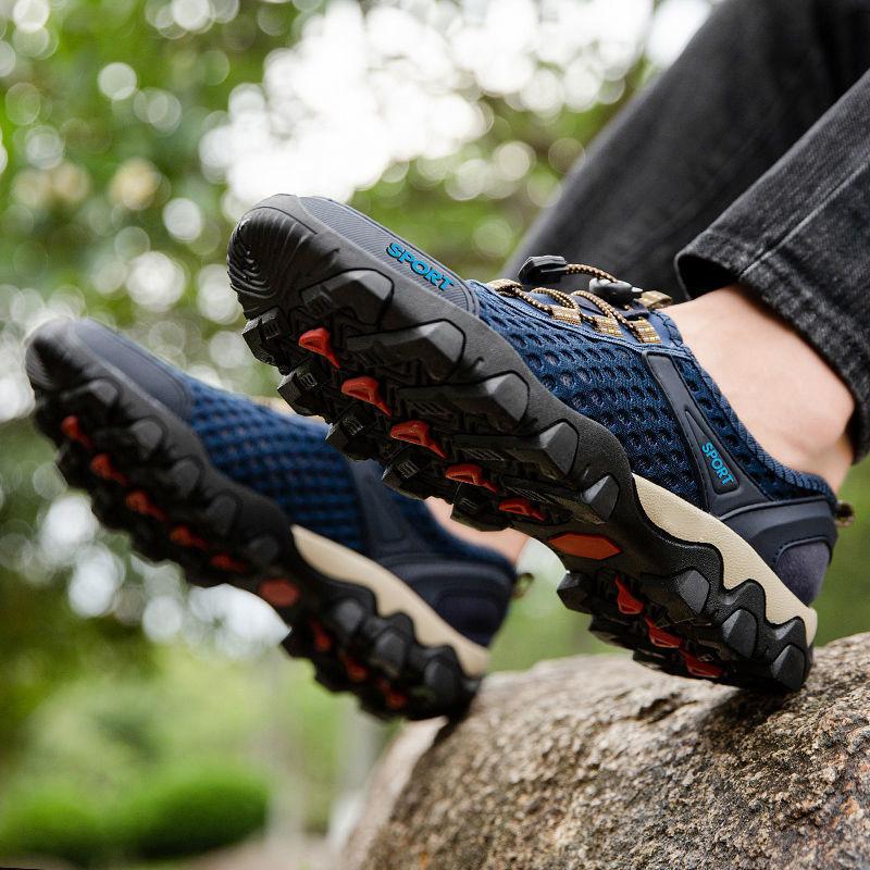 Men's Shoes Summer Trendy Shoes Outdoor Breathable Wading Shoes Hollow Mesh Soft-soled Hiking Shoes Men's Sports and Leisure Shoes Men