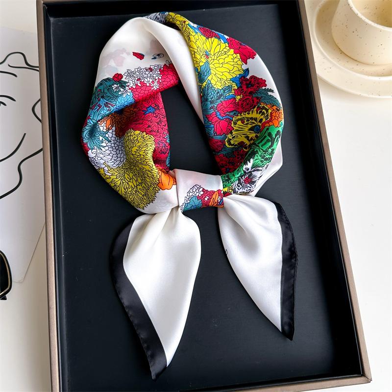Lily Printed 70 Square Scarf Imitation Silk Sunscreen Scarf Versatile Decorative Scarf Women'S Headscarf Silk Scarf