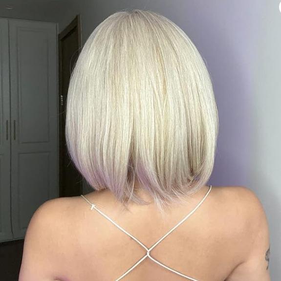 Light Blonde Synthetic Wigs with Bangs Short Straight Bob Hair Wig for Women Cosplay Daily Natural Hair Heat Resistant Fibre Wig