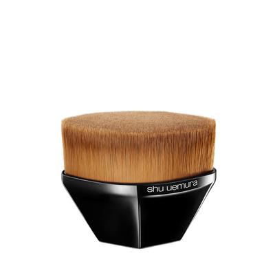 Кисть для тональной основы shu uemura petal 55