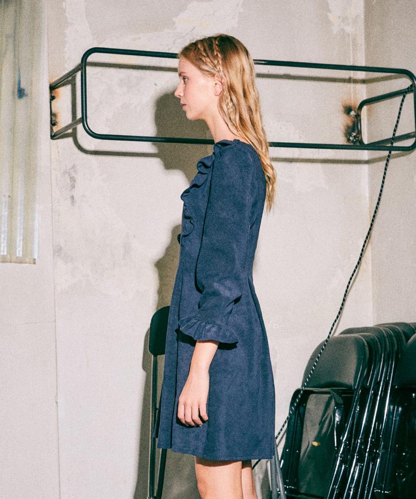 Near And Dear Heart Neck Romantic Dress_Na