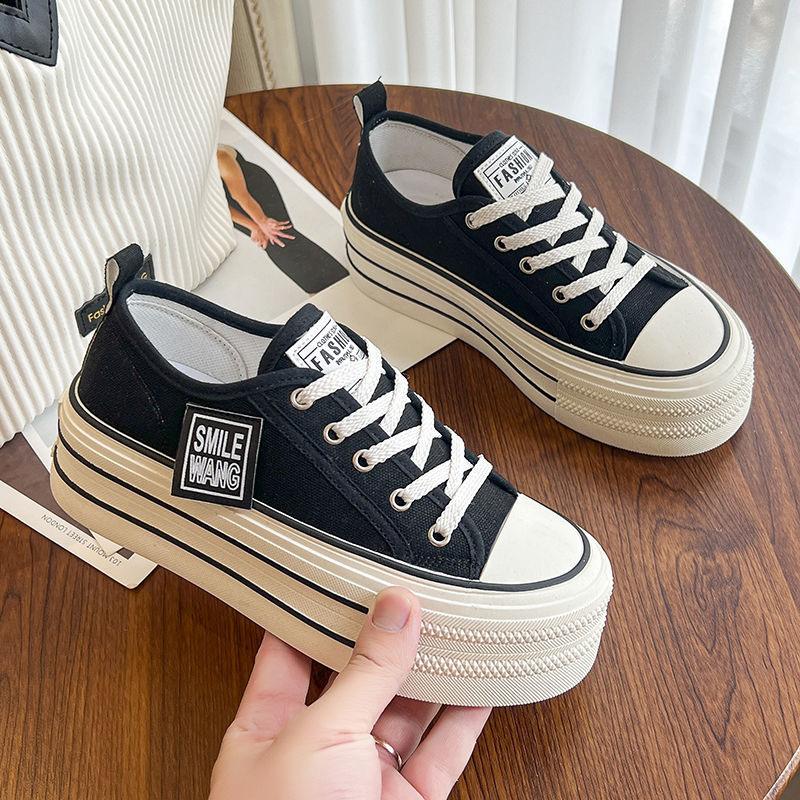 Platform Canvas Shoes Women's 2025 Spring and Summer New Korean Version Small Height Increase Lace-up Low-top Board Shoes Popular White Shoes