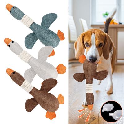 Игрушки для домашних собак: несокрушимые гуси крупных пород и писклявые гуси для агрессивных жевателей