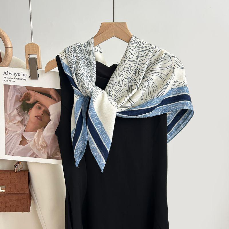 90cm New Fashionable Outdoor Versatile Shawl For Autumn And Winter Simple Large Square Scarf Simulated Silk Scarf For Women