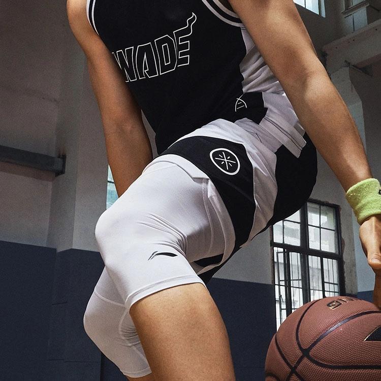 Li-Ning Графические баскетбольные шорты Way Of Wade 'Черно-белые' Мужские AAPT051-14