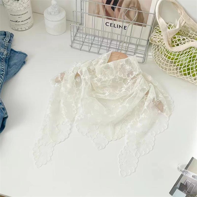 Women Lace Triangle Scarf Sweet Girls Sunscreen Scarf Spring Summer French Beach Style Hair Tie Vintage Female Lady Muslim Hijab