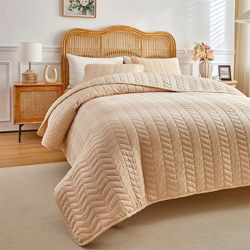 3pcs Set Quilted Bedspread, Solid Color Soft Breathable Bedsheet, 230*230cm+2pcs Pillowcase 51*66cm