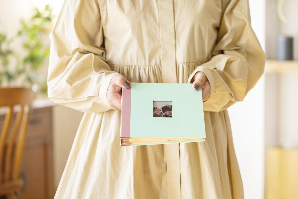 Fujifilm Instax Mini Cheki Album 80 (White/Blue)