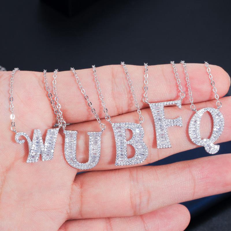 WWJ Элегантное ожерелье с подвеской из блестящего кубического циркония 26 инициалов и букв имени