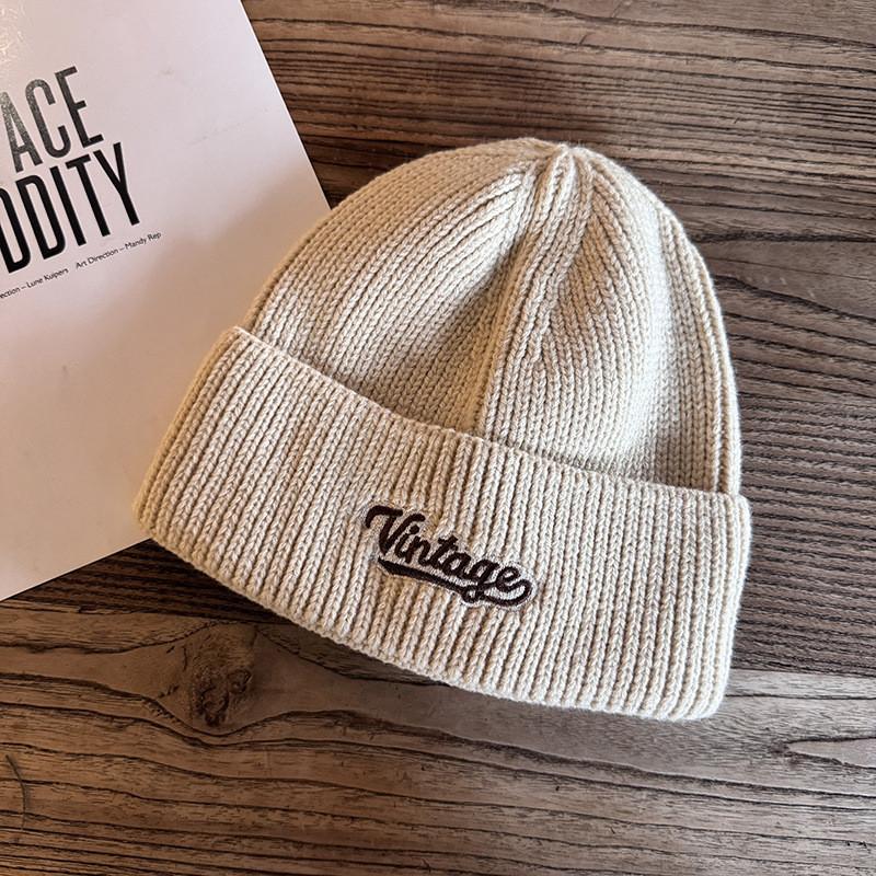 Fashion Letter Embroidery Neutral Casual Warm Knitted Hat For Autumn Winter And