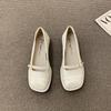 2024 Новые модные французские ретро туфли Мэри Джейн с квадратным носком, маленькие кожаные туфли для поездок на работу, универсальные женские туфли на низком каблуке